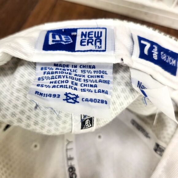 VTG New Era 59fifty Burton Fitted 7 3/8 Hat Cap White Gray Retro Snowboarding - Picture 10 of 11